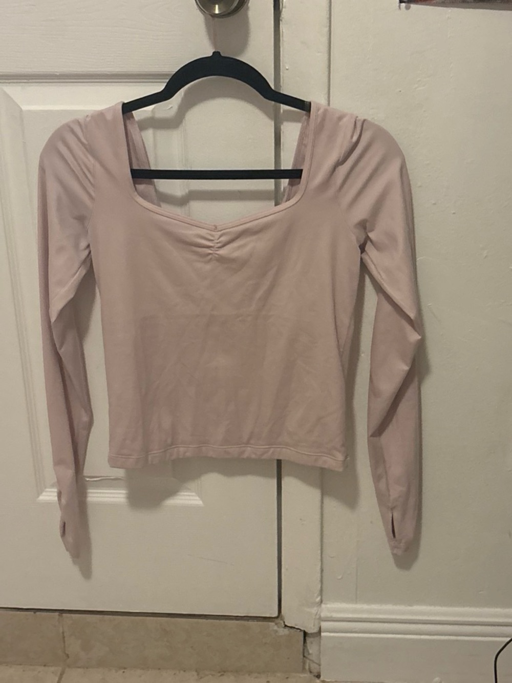 Women’s Long-Sleeve Square Neck Top - Light Pink